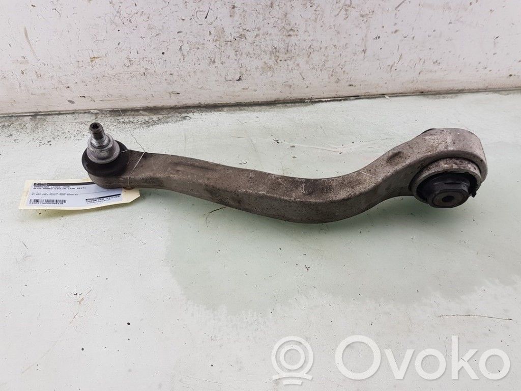 Alfa Romeo Giulia Etutukivarsi 
