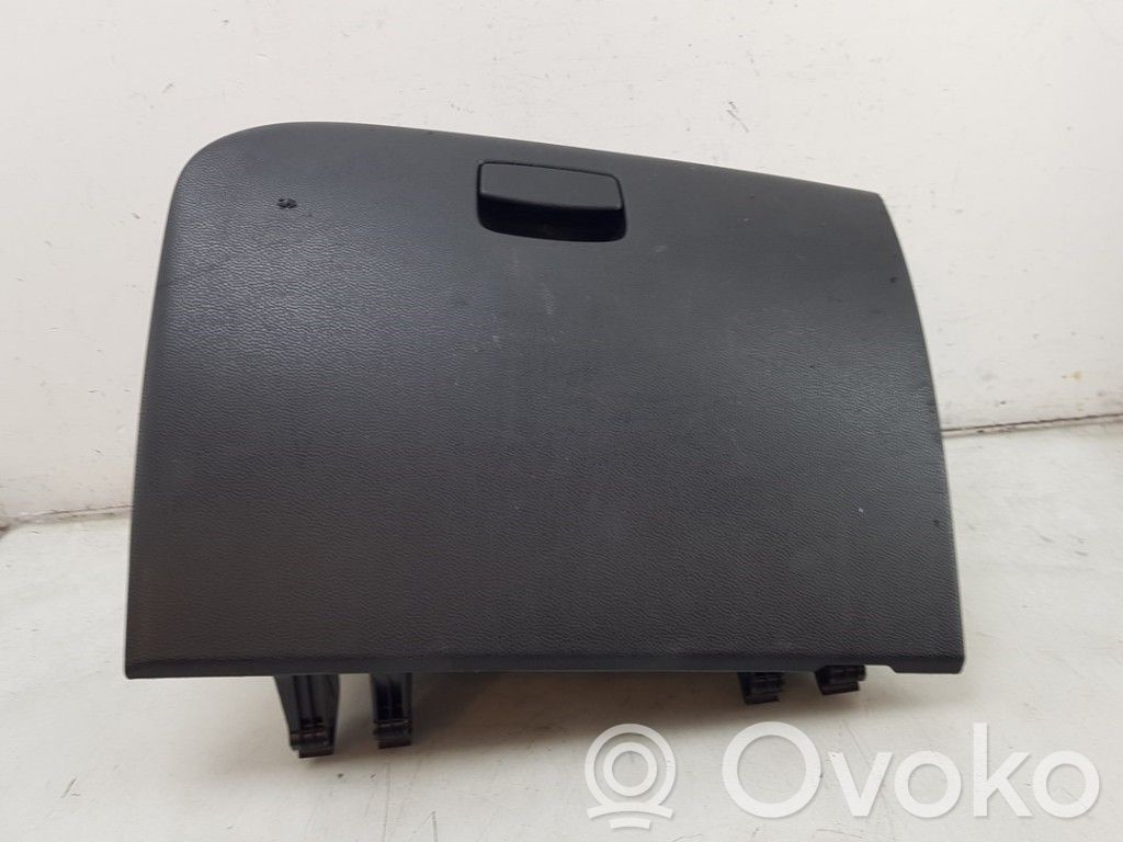 KIA Picanto Daiktadėžė 