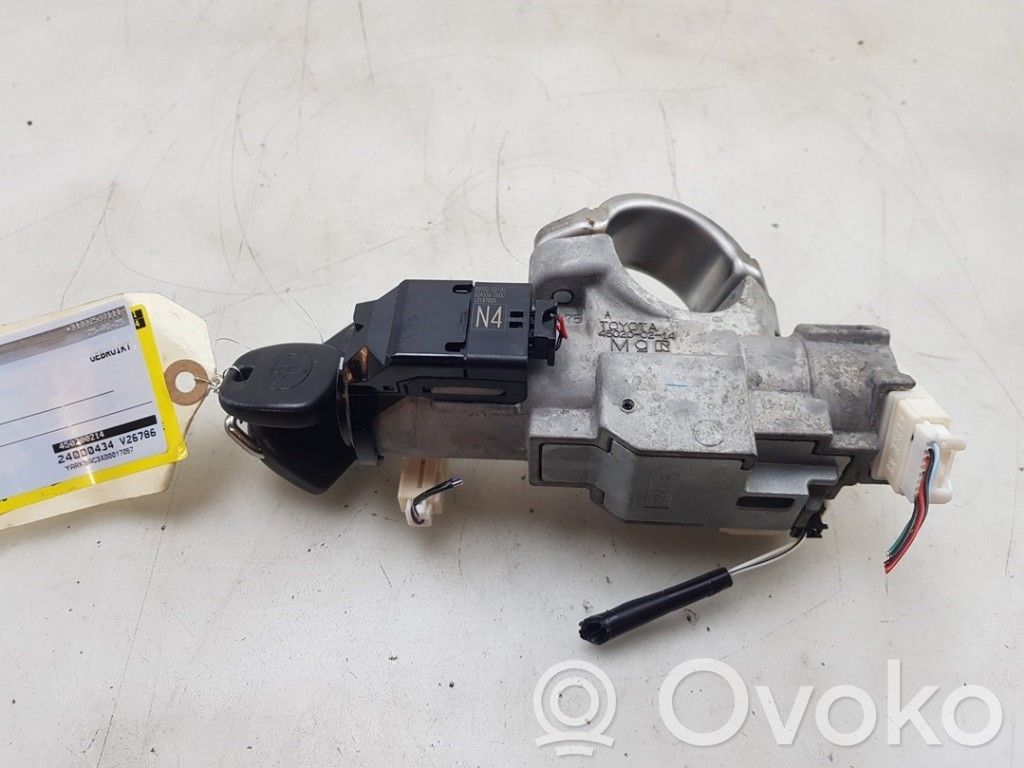Toyota Yaris XP210 Ignition lock 