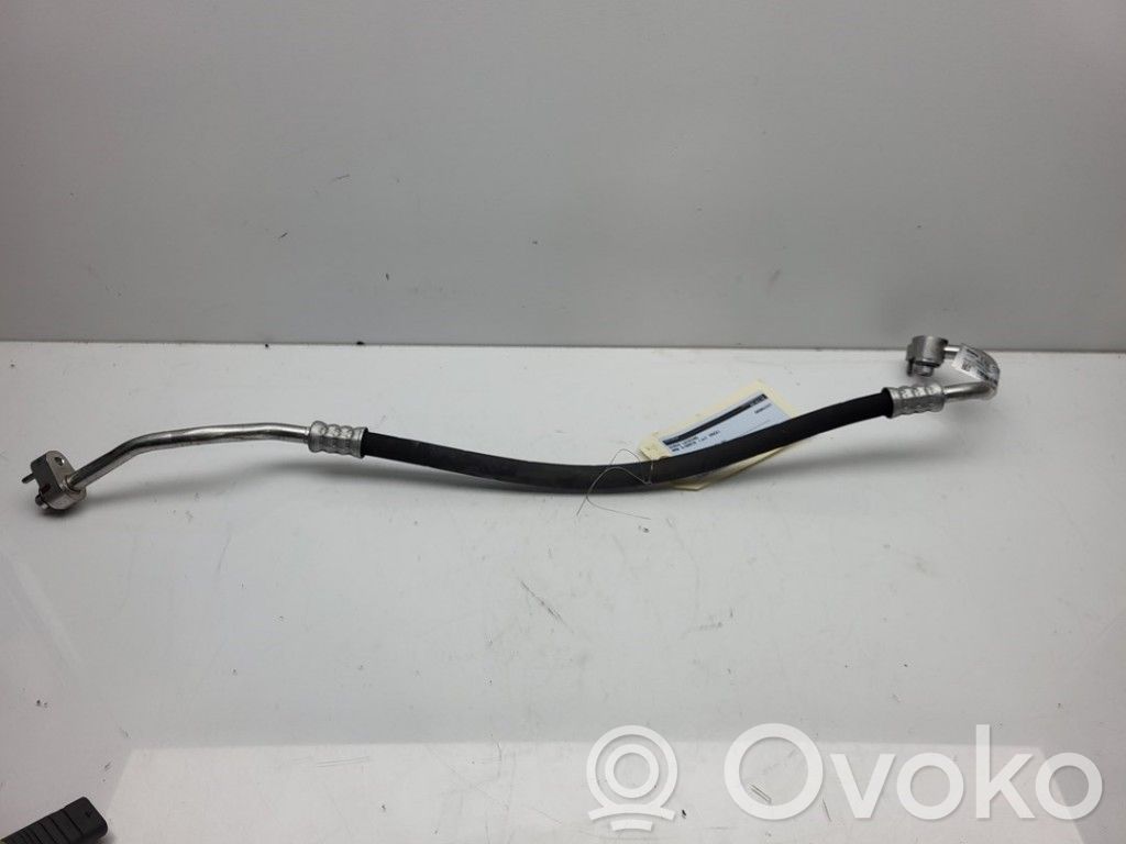 BMW 3 G20 G21 Ilmastointilaitteen putki (A/C) 