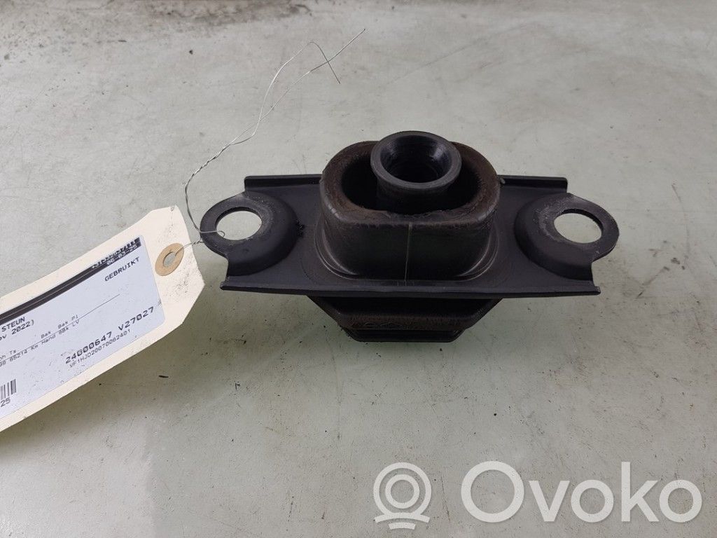 Dacia Duster Soporte de montaje de la caja de cambios 
