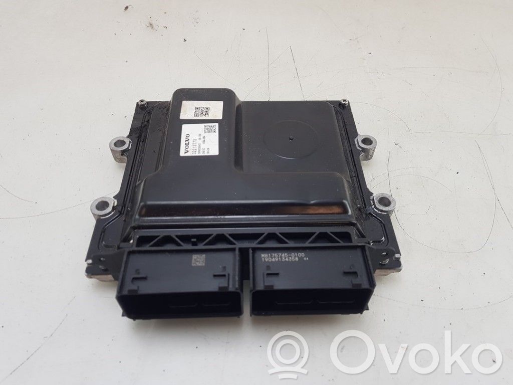 Moottorin ohjainlaite/moduuli   32213773,32213773,36012801,32213773,36012801