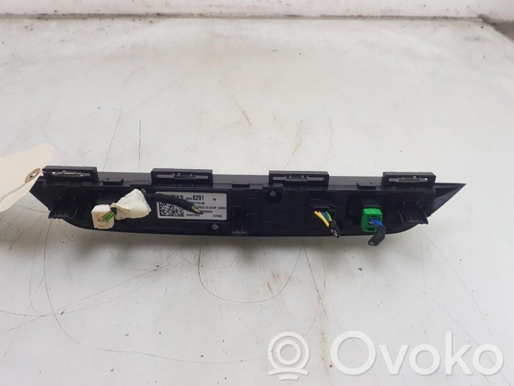 Opel Mokka B Przyciski / Przełącznik regulacji głośności 