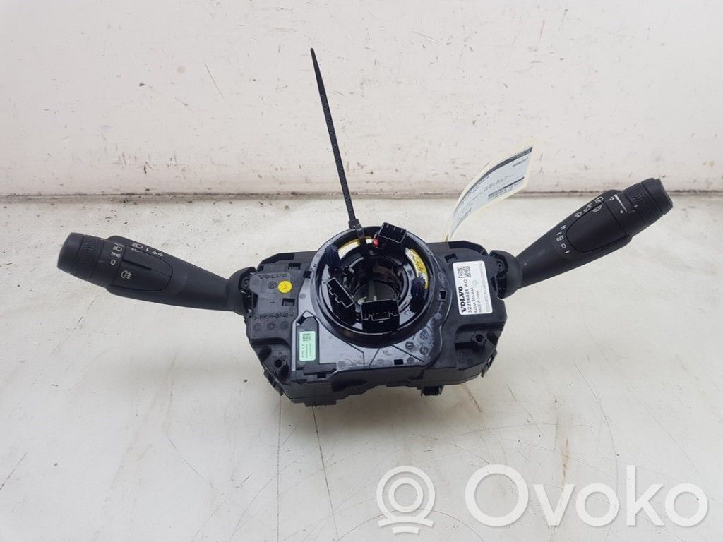 Volvo XC40 Interruptores/botones de la columna de dirección 
