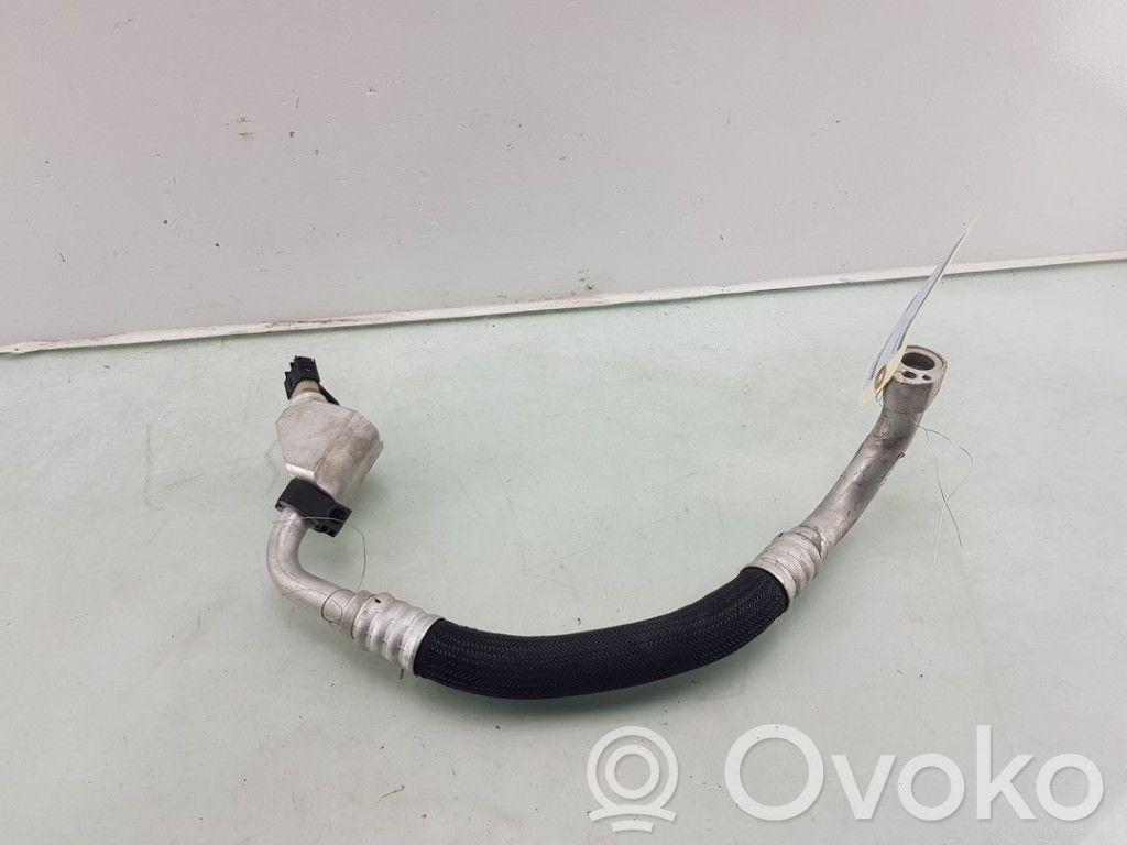 Ilmastointilaitteen putki (A/C)   64505A01C49,5A01C49,5A01C49,64505A01C49