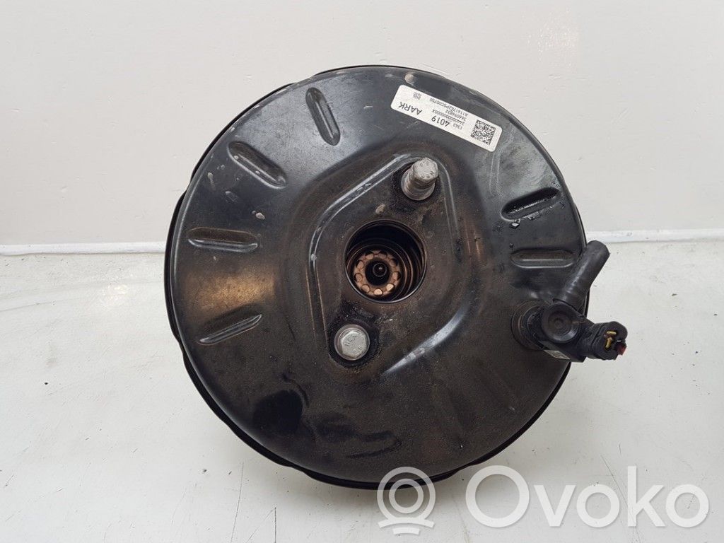 Opel Astra K Jarrutehostin 