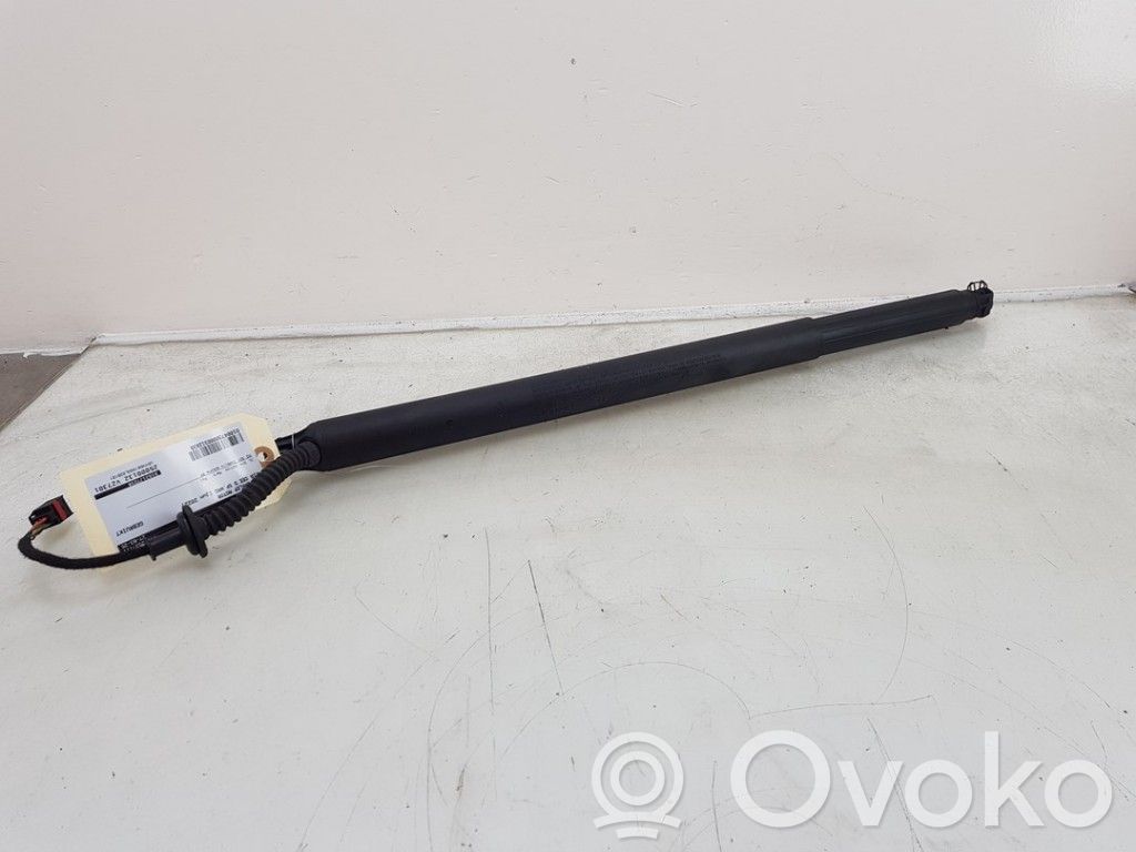 KIA Ceed Tailgate/trunk/boot lift motor 
