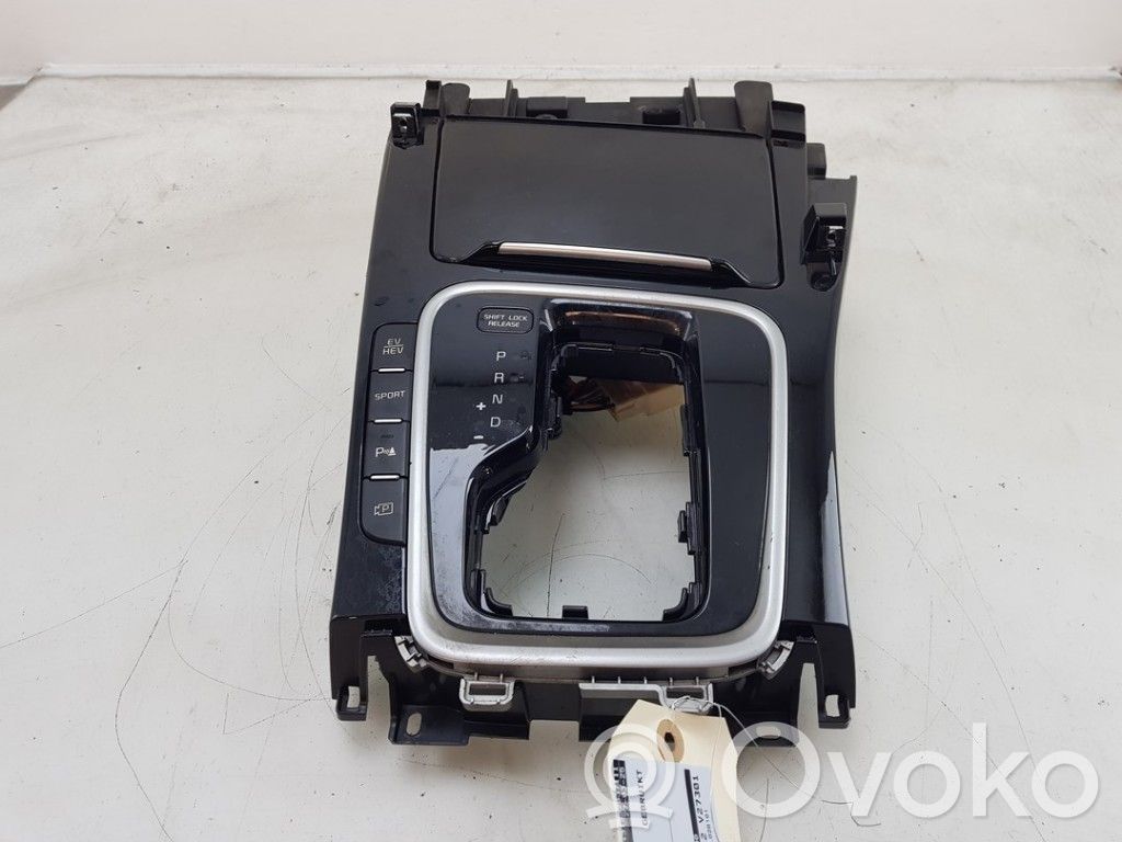 KIA Ceed Consola central 