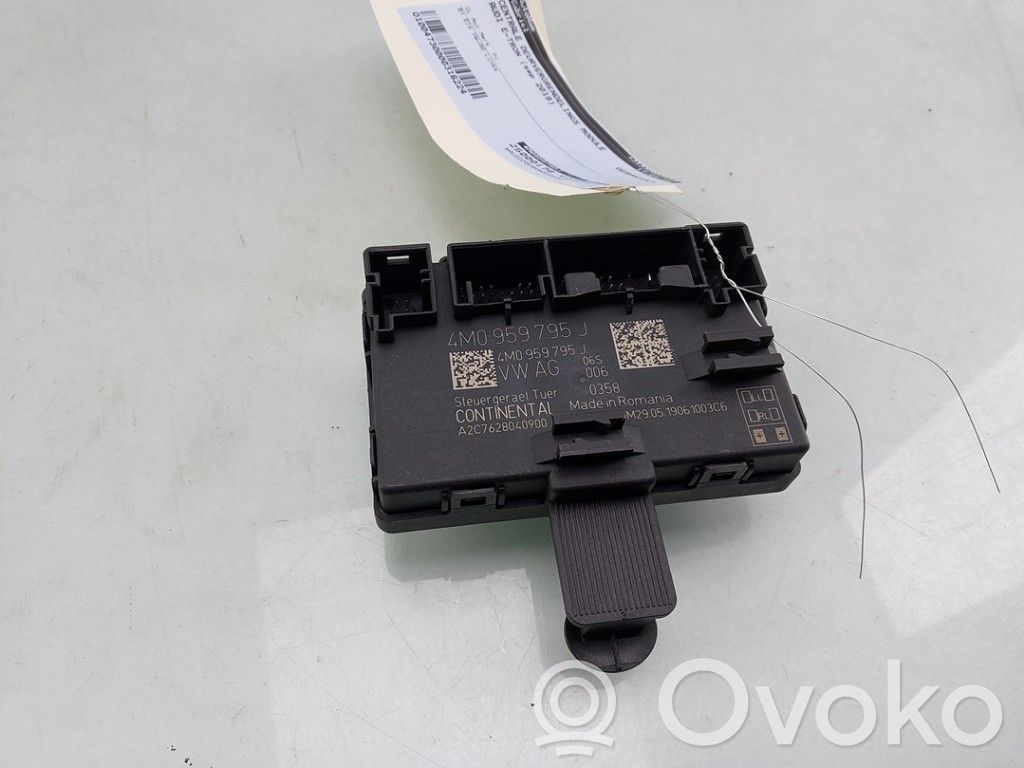 Audi e-tron Door central lock control unit/module 