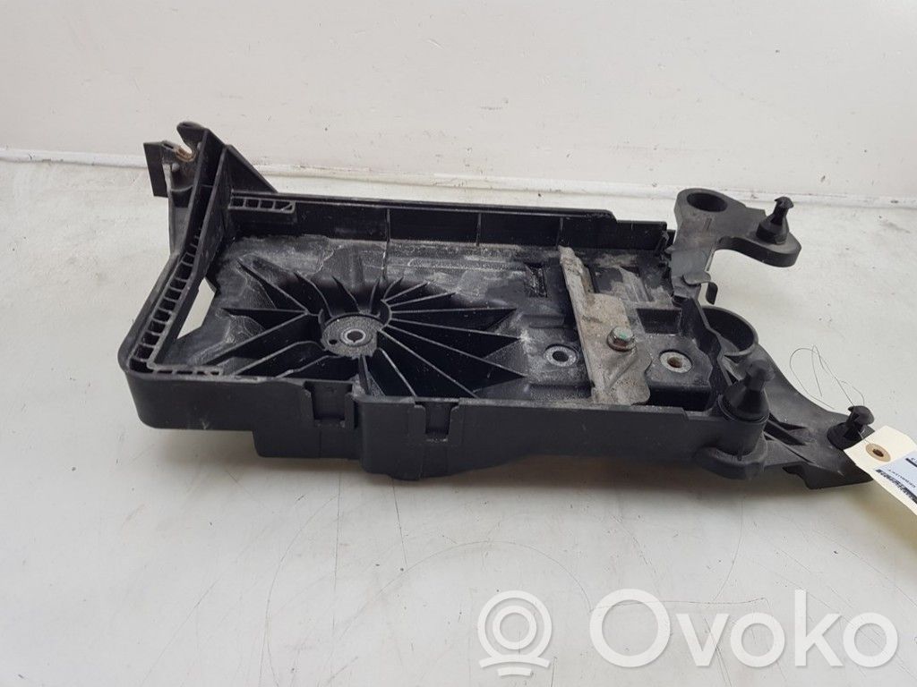 Audi A3 8Y Vassoio scatola della batteria
