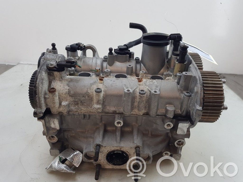 Volkswagen Polo VI Engine head 
