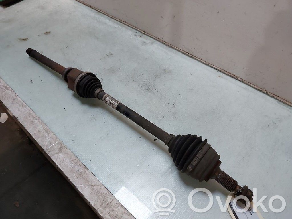 Opel Combo E Priekinis pusašis 