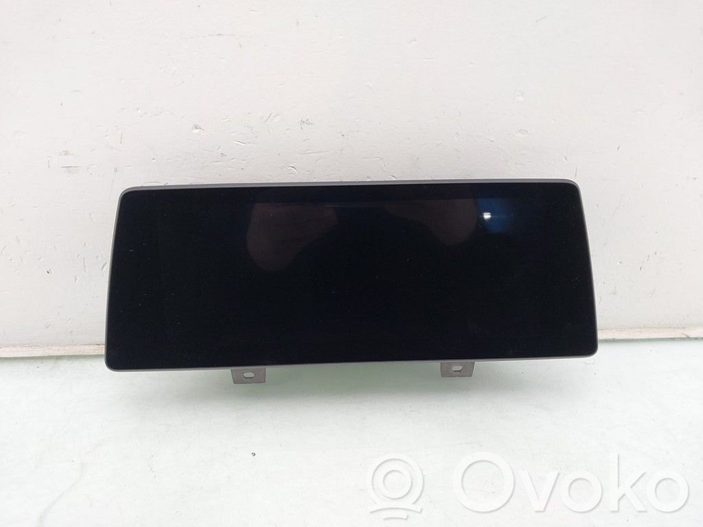 BMW 5 G30 G31 G38 Panel radia 