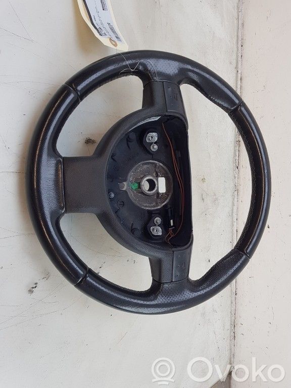 Opel Tigra B Steering wheel 