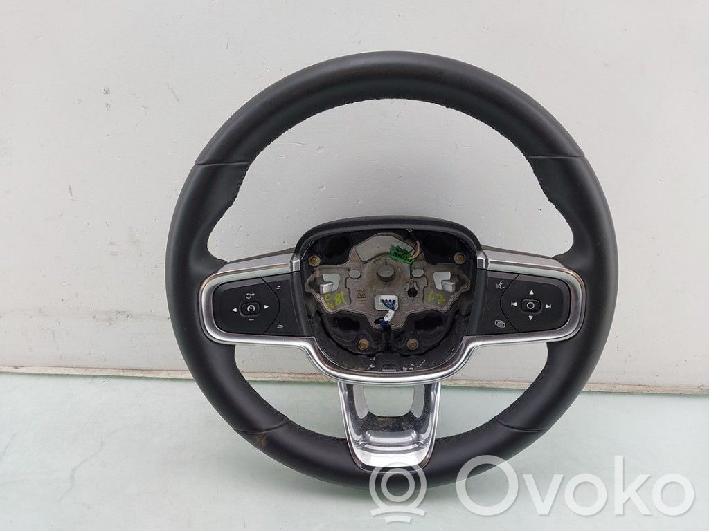 Volvo XC40 Stūre 