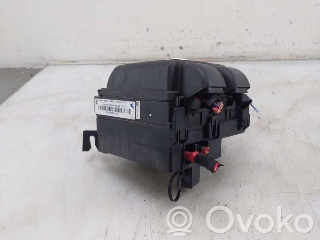 Ford Fiesta Juego de caja de fusibles 