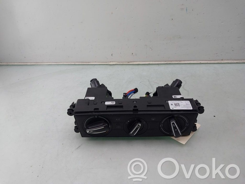 Skoda Kamiq Centralina del climatizzatore 