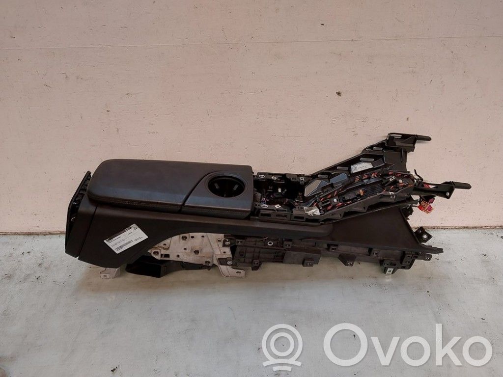 Porsche Taycan 9J1 Reposabrazos 