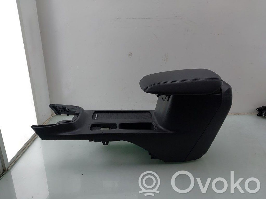 Ford Focus Center console 