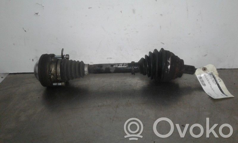 Etuvetoakseli   8J0407271N,8J0407271AA,3Q0407271,8J0407271AA,8J0407271N,8J0407761A,8J0407761AX,8J0407761D
