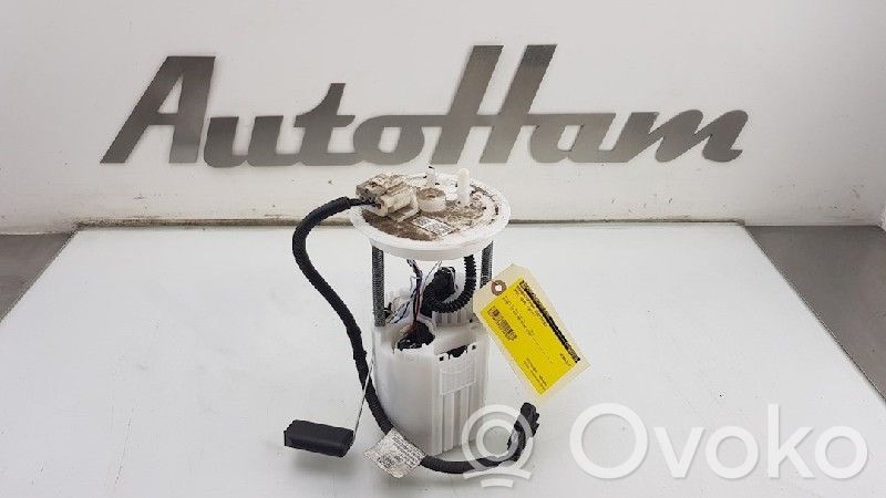 Opel Karl Bomba interna de combustible 