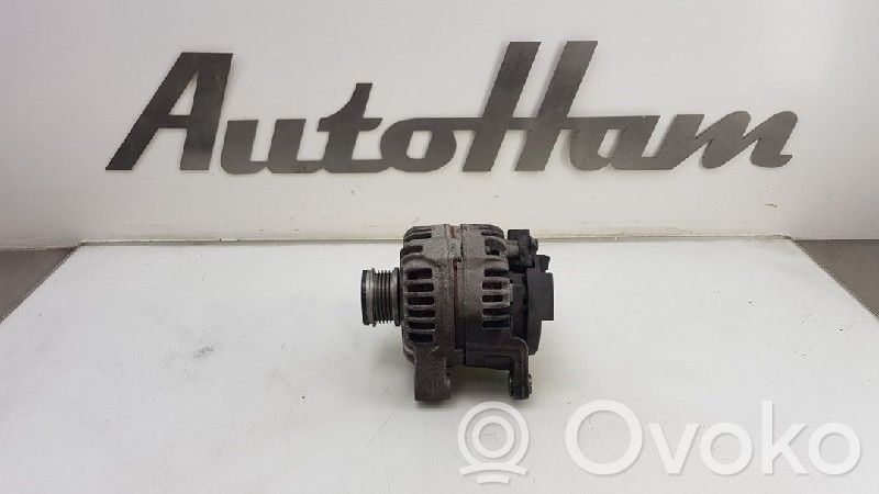 Opel Meriva B Alternator 