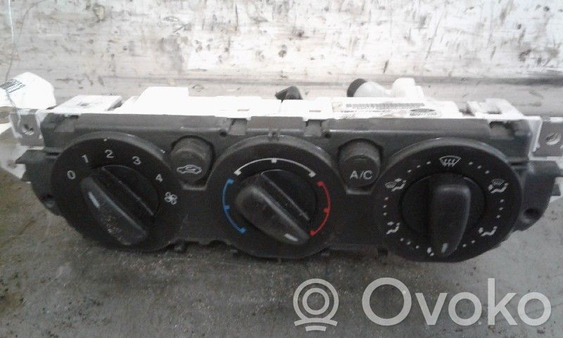 Climate control unit   7M5T19980AA,7M5T19980AD,7M5T19980AA,7M5T19980AD