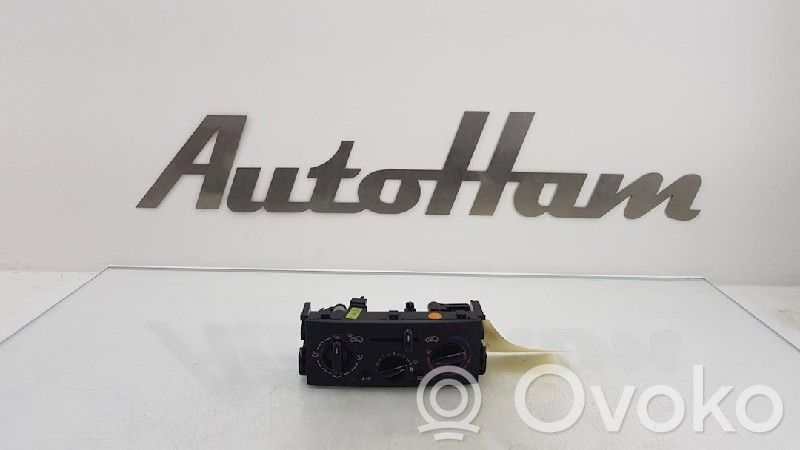 Peugeot 207 Climate control unit 