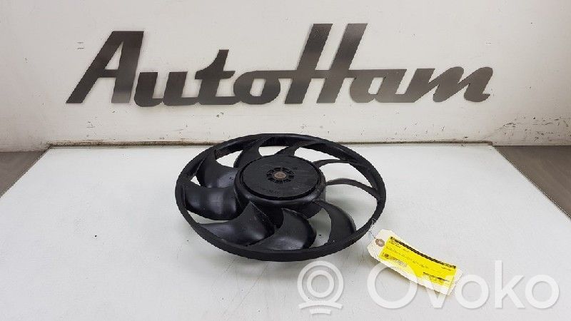 Ford Kuga II Ventiliatoriaus sparnuotė 