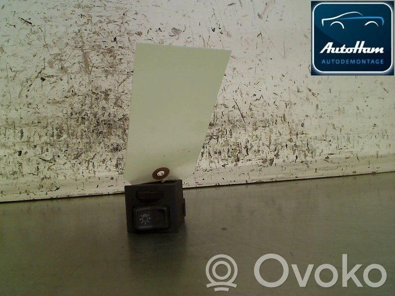 Volkswagen Golf I Interruptor de luz 