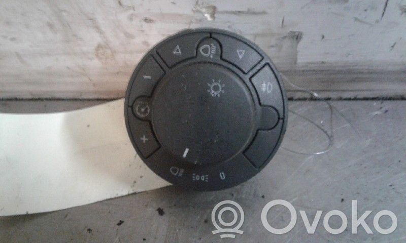 Opel Corsa D Light switch 