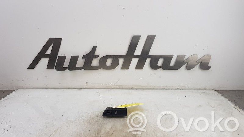 Audi Q3 8U Autres commutateurs / boutons / leviers 
