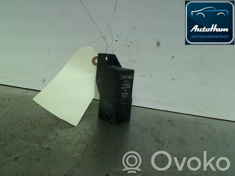 Volvo S40 Glow plug pre-heat relay 