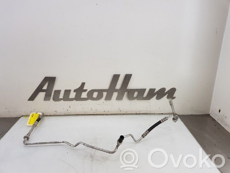 Ford Focus Ilmastointilaitteen putki (A/C) 