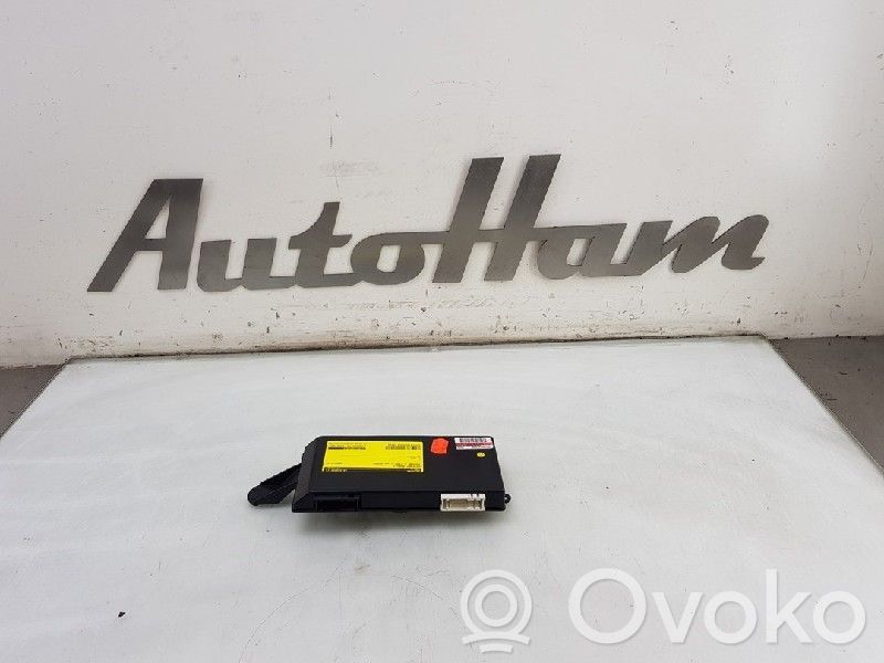 Jaguar X-Type Gateway control module 