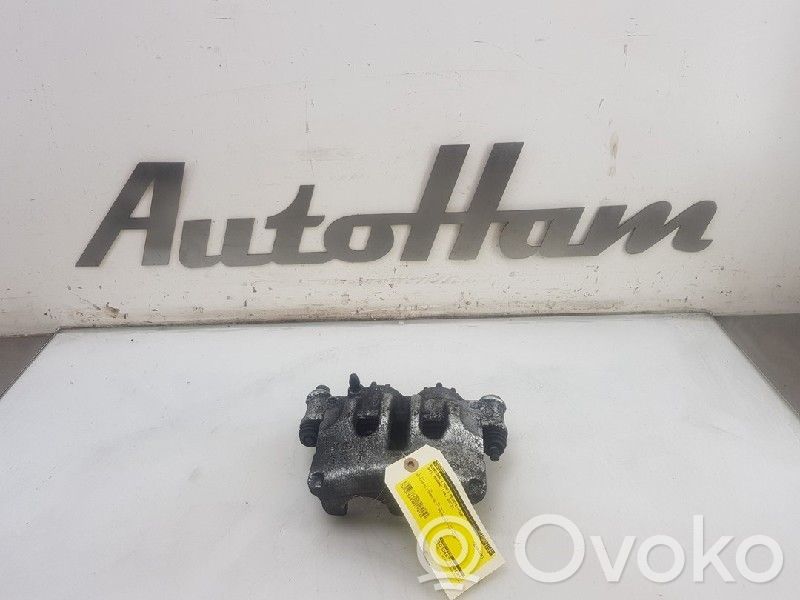 Opel Movano B Etujarrusatula 