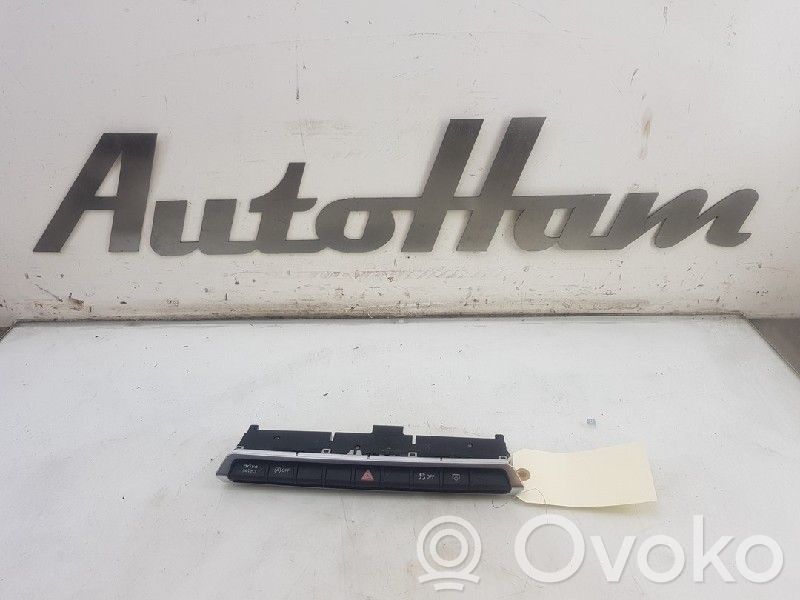 Hazard light switch   81A925301J,81A925301JNV6,81A925301J,81A925301JNV6