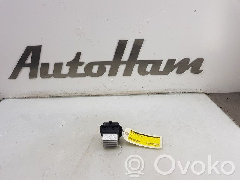 Renault Clio IV Rezystor / Opornik dmuchawy nawiewu 