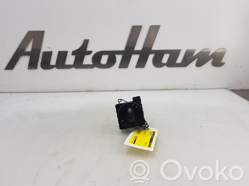 Volkswagen Crafter Light switch 