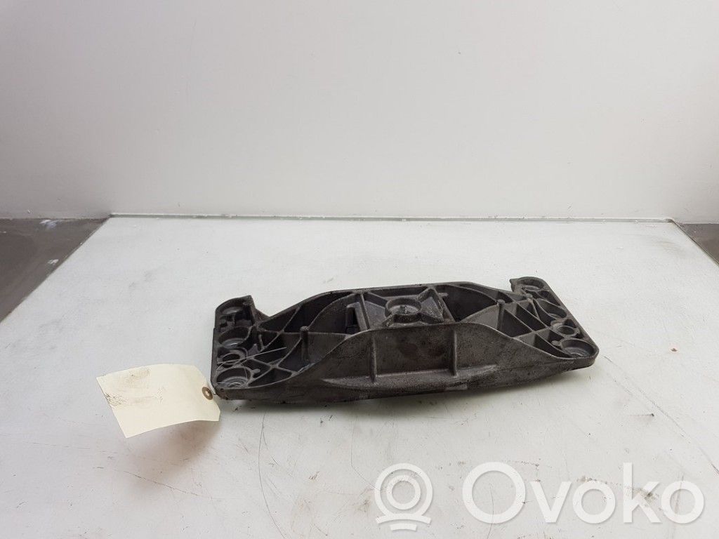Gearbox mounting bracket   676110602,676110602,676110602
