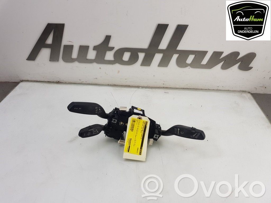 Audi A3 S3 8V Steering wheel buttons/switches 