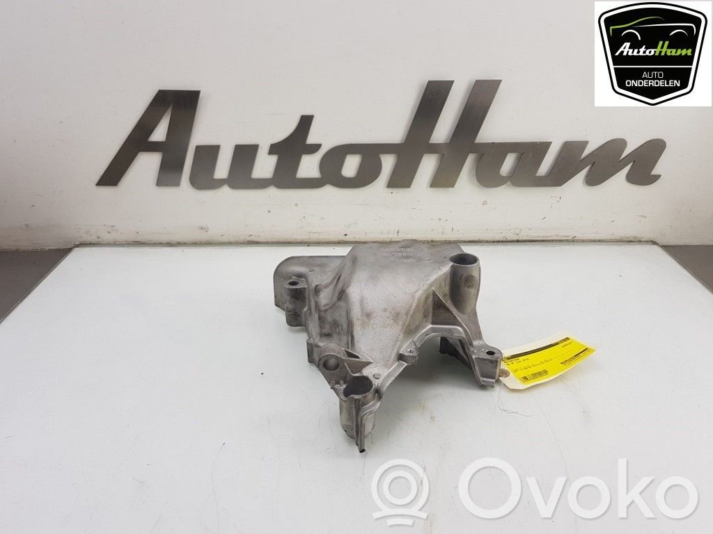 Volkswagen Up Engine mount bracket 