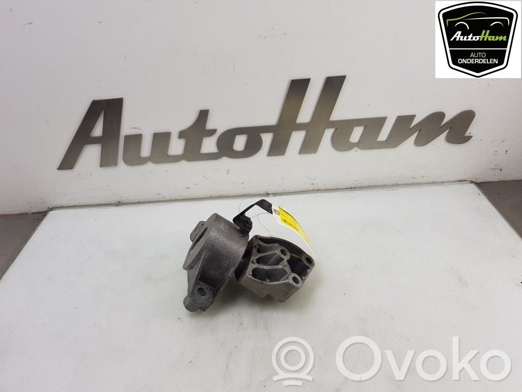 Fiat Doblo Engine mount bracket 