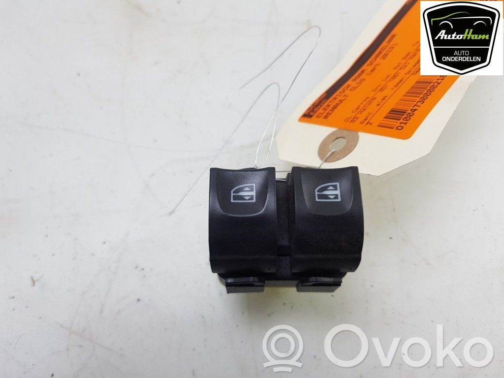 Renault Clio IV Electric window control switch 