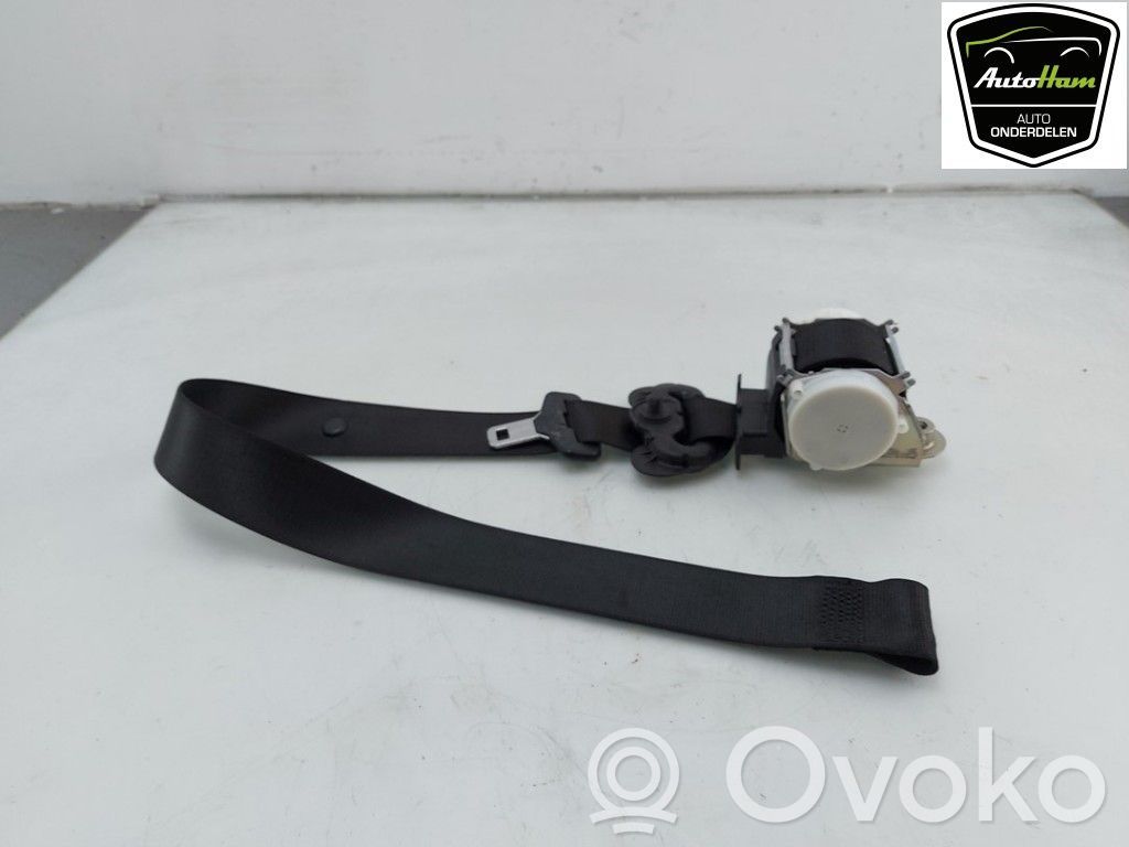 BMW 1 E82 E88 Front seatbelt 