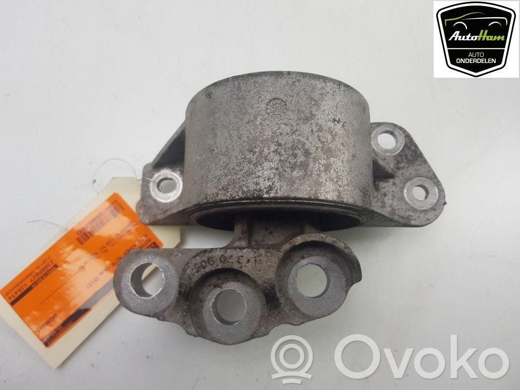 Alfa Romeo Mito Engine mount bracket 