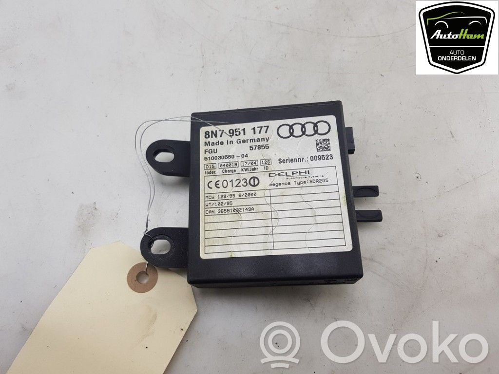 Unidad de control/módulo de alarma   8N7951177,8N7951177,8N7951177