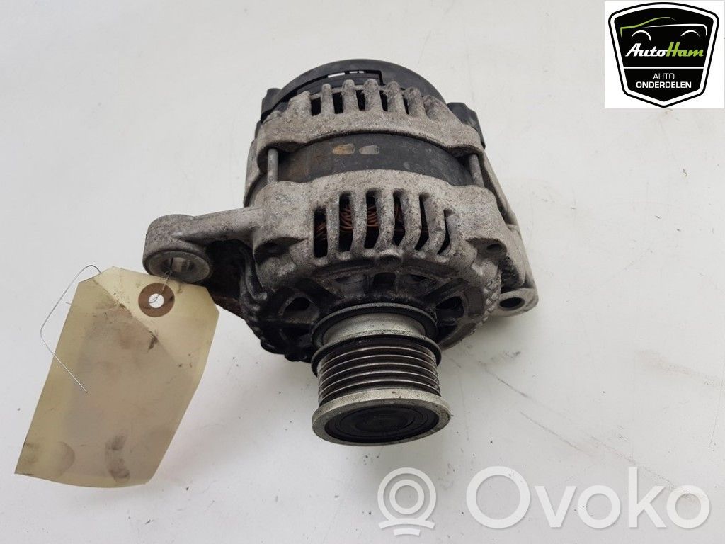 Opel Zafira C Alternator 