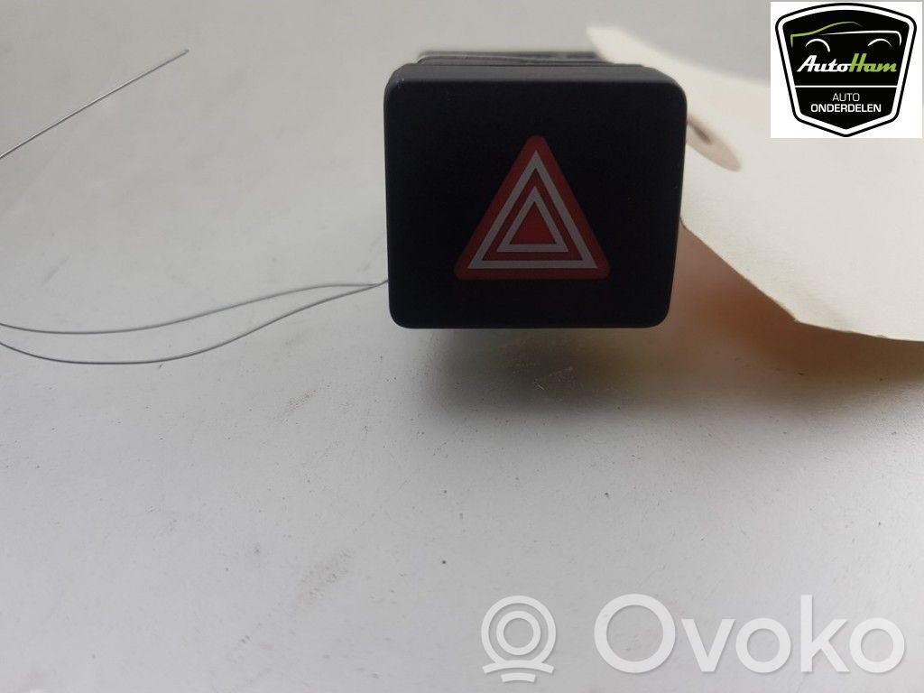 Audi A5 Botón interruptor de luz de peligro 