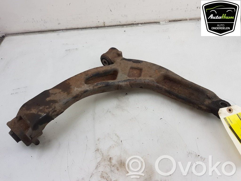 Volkswagen Transporter - Caravelle T5 Triangle bras de suspension inférieur avant